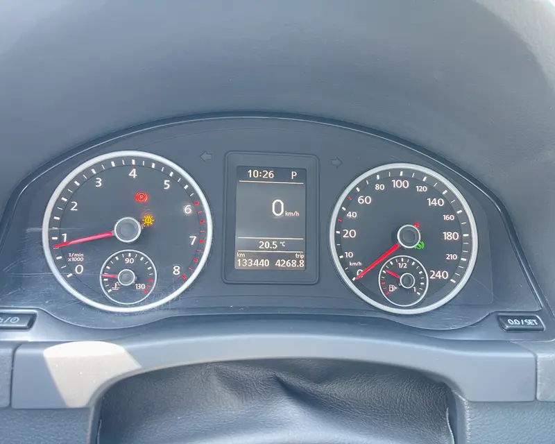 Volkswagen Tiguan — фото 10