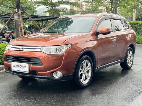 Mitsubishi Outlander (Import)