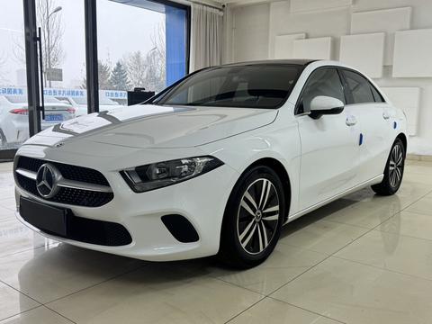 奔驰A级 2021款 改款 A 180 L 运动轿车 奔驰A级 2021款 改款 A 180 L 运动轿车