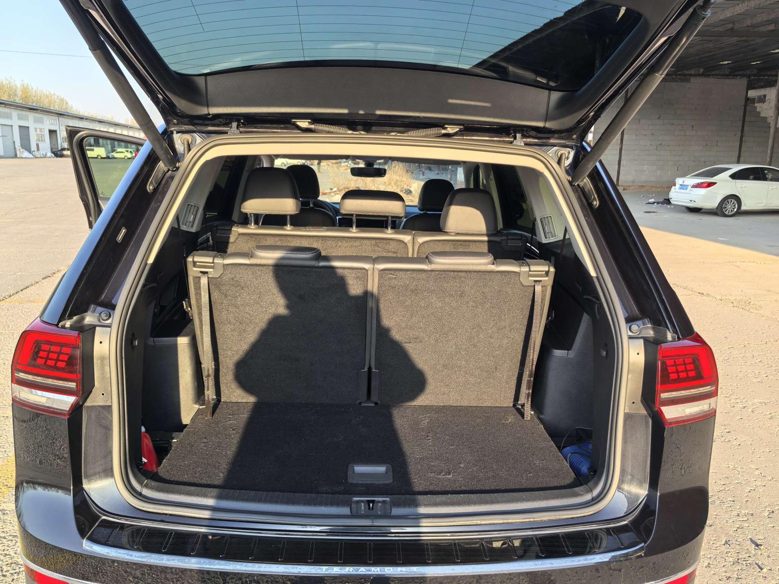 Volkswagen Teramont: фотография 13 из 13