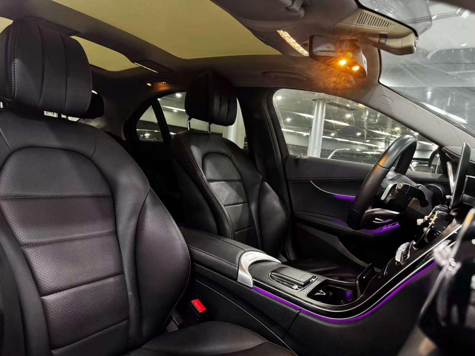Mercedes-Benz C-Class: фотография 21 из 22