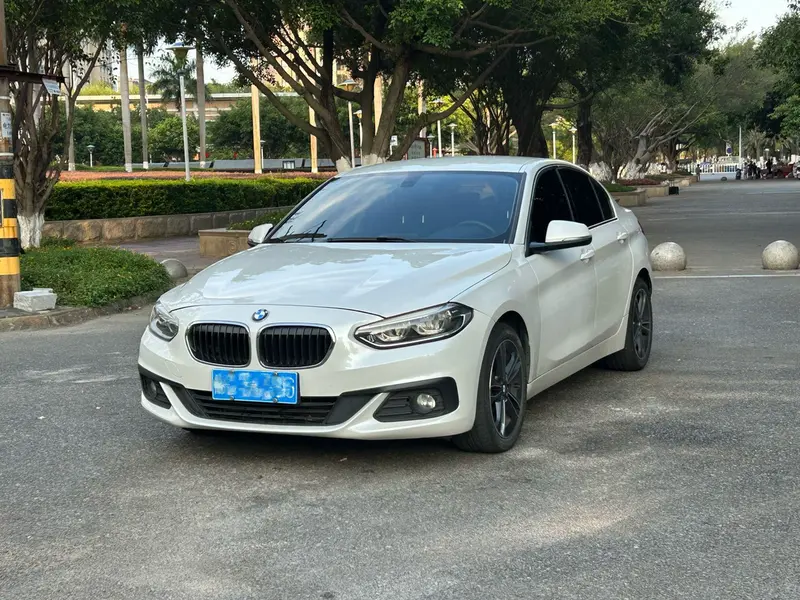 BMW 1 118i