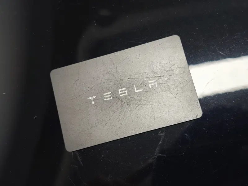 Tesla Model Y — фото 13