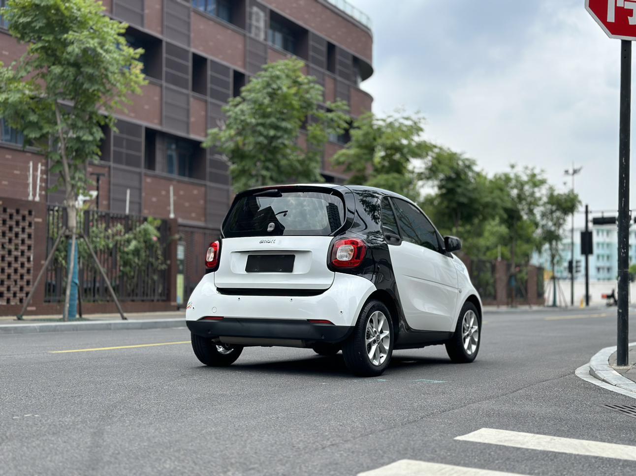 Smart fortwo 2018 1.0L 52 V