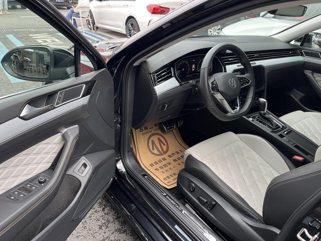 Volkswagen Magotan id 4387423 из Китая 11