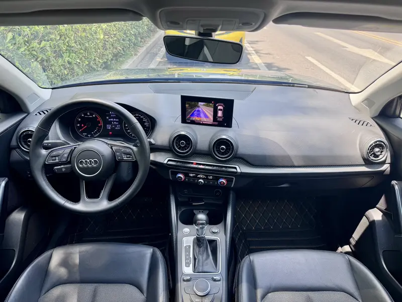 Audi Q2L 35TFSI стиль-динамик — фото 7