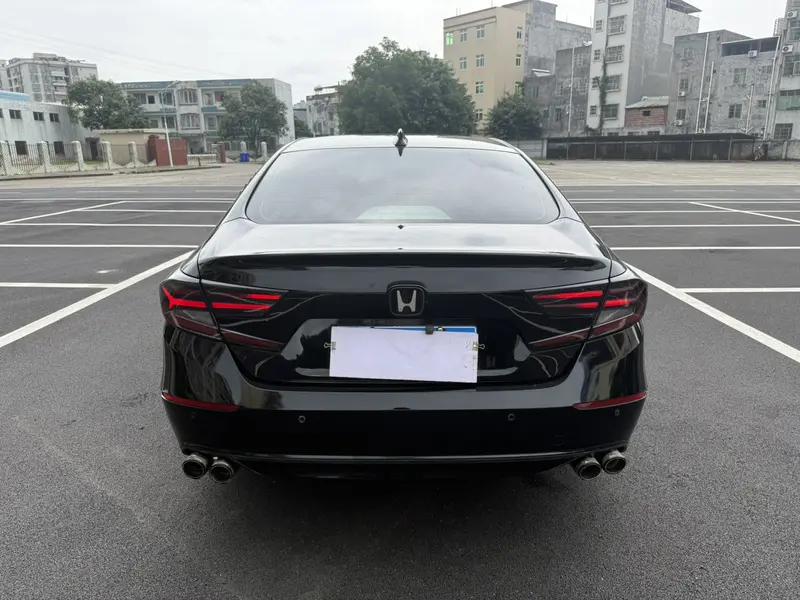 Honda Accord — фото 6