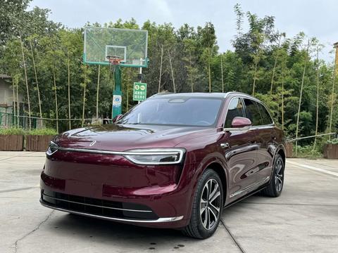 AITO M7