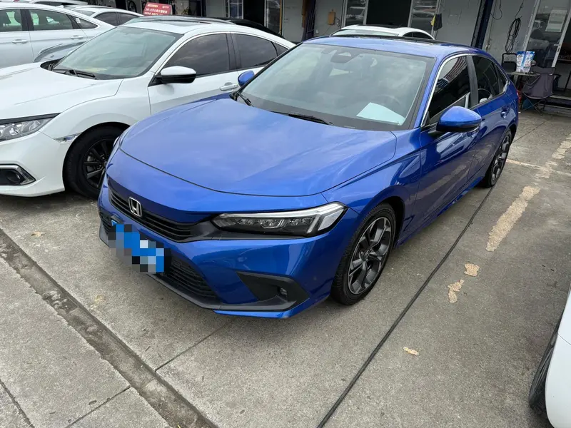 Honda Civic — фото 1