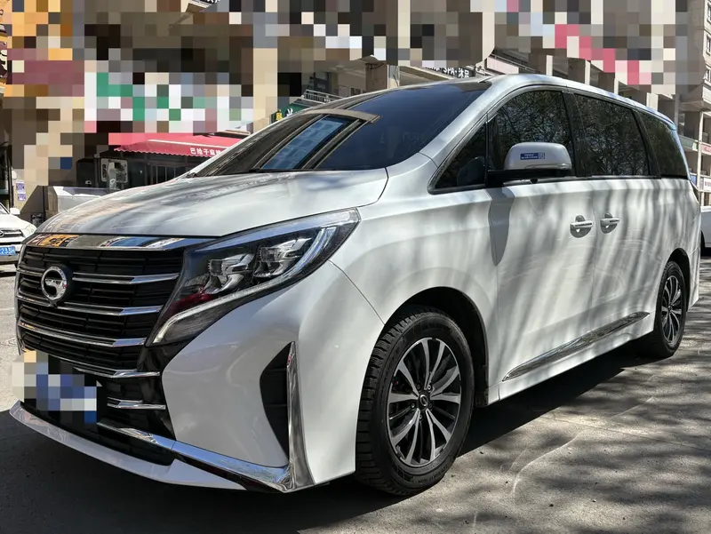 GAC Trumpchi M 8 390 T Luxury