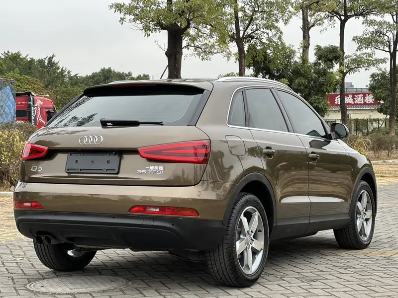 Audi Q3 — фото 6