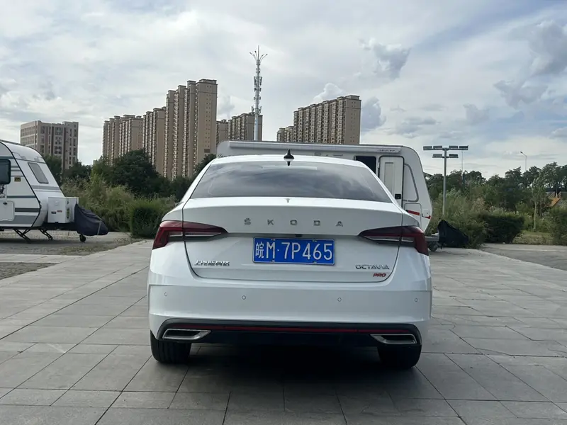 Skoda Rapid PRO TSI 280 DSG Premium Plus — фото 6