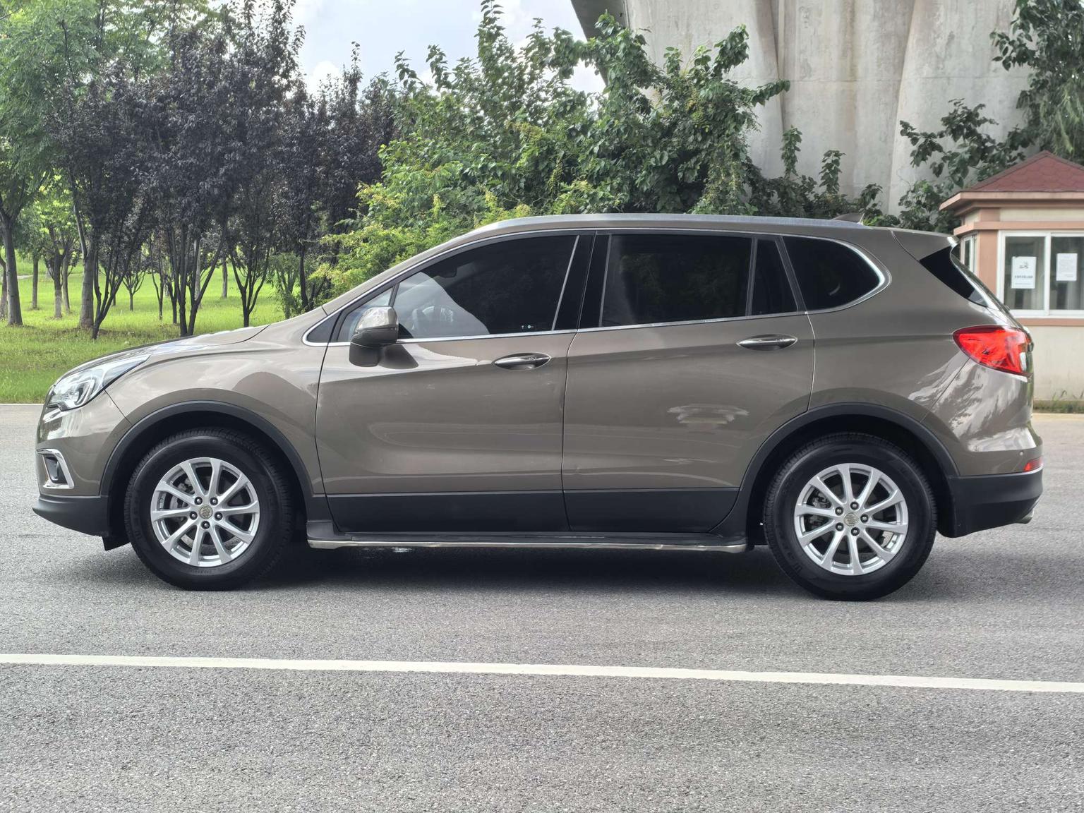 Buick Envision — фотографии объявления, Фото 3